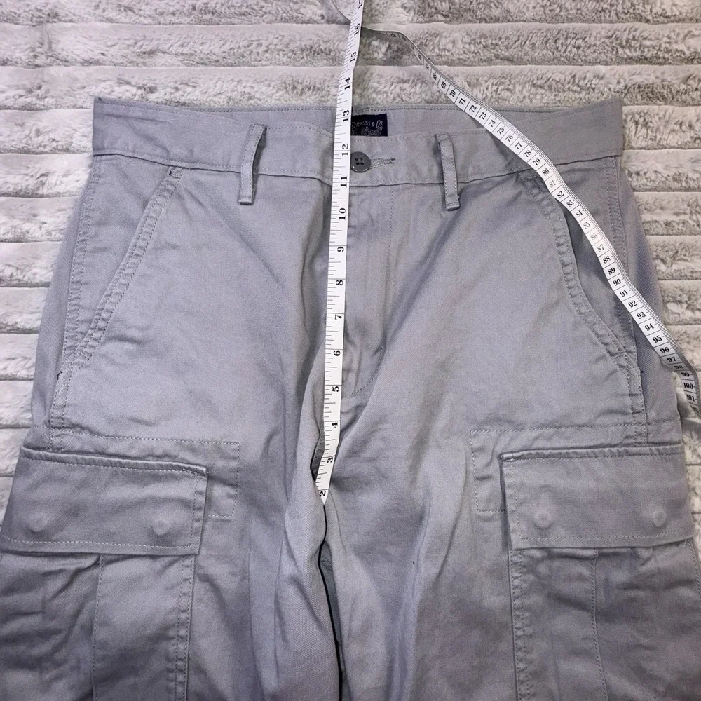 Levi's Cargo Shorts Men's 30 x9‎ Gray Outdoor Hiking Military Grunge Skater Y2K